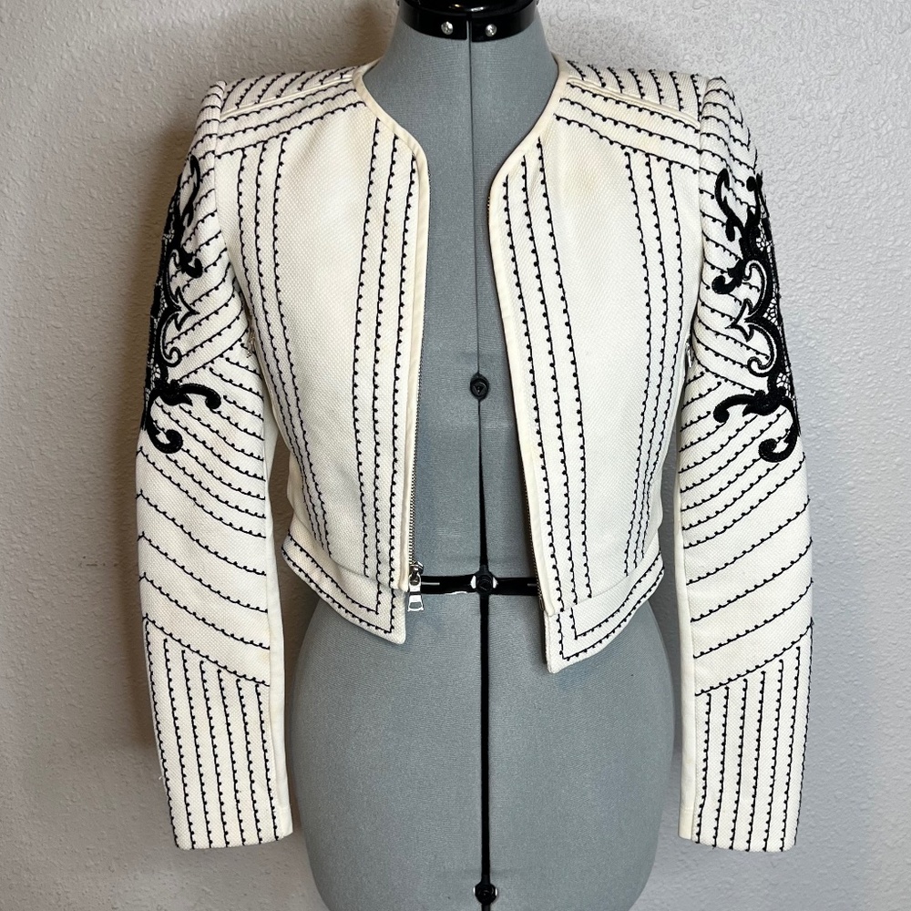 BGBG Bolero Embroidered Jacket Size XS